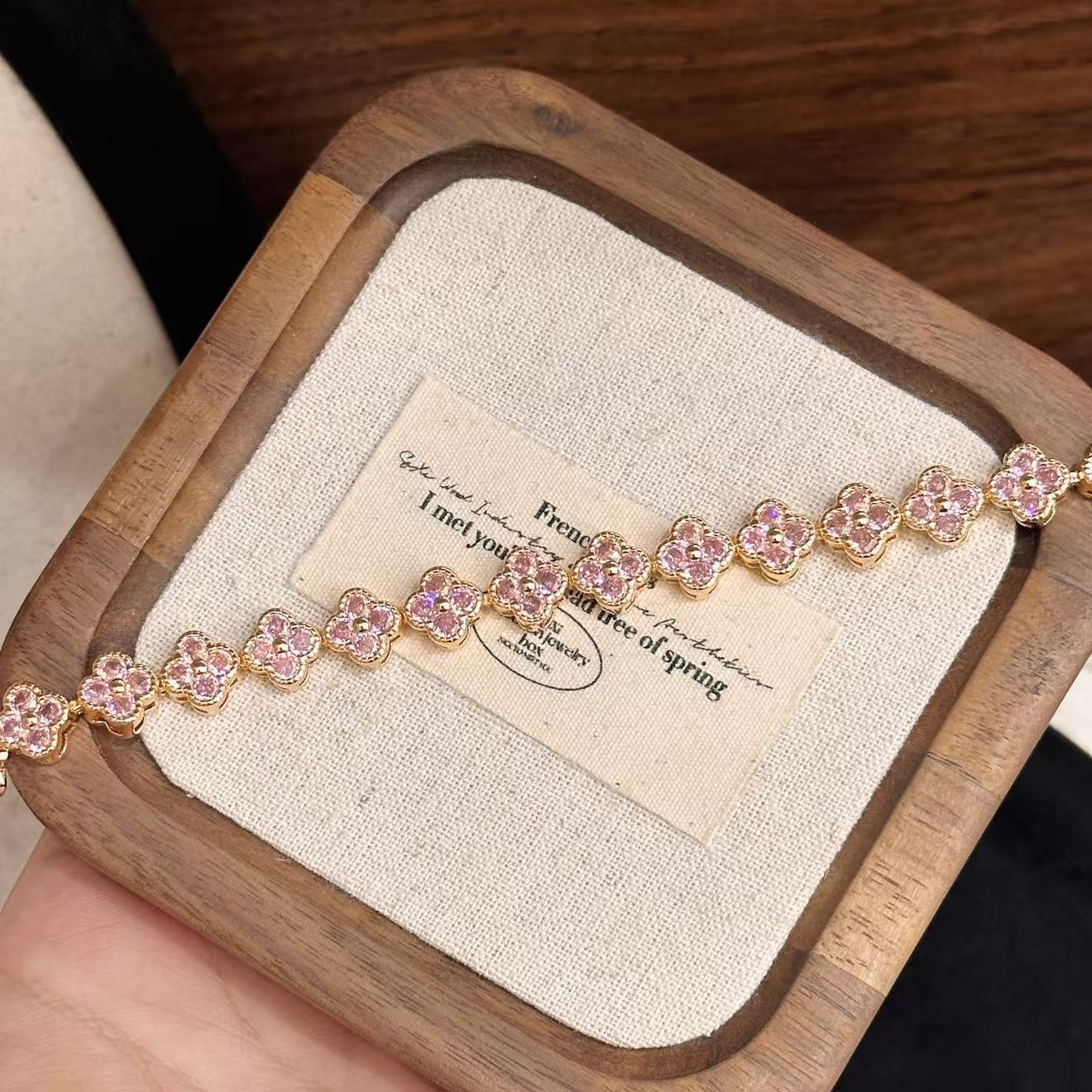 Bracelet